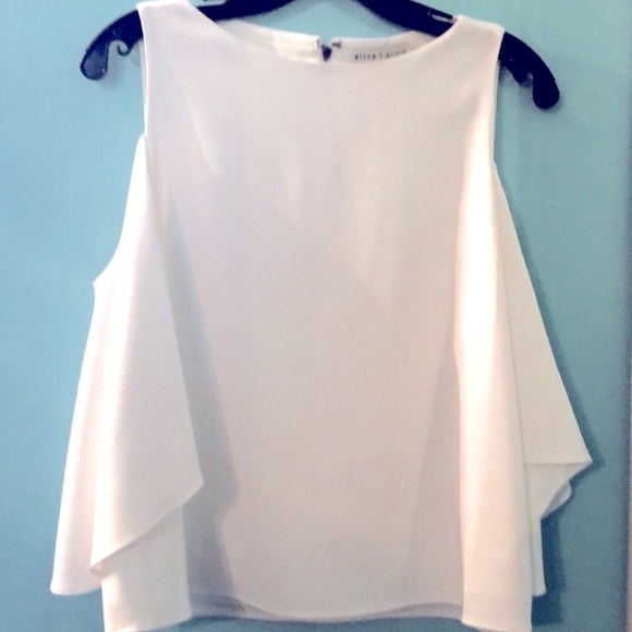 Designer Alice + Olivia Top - Picture 12 of 12